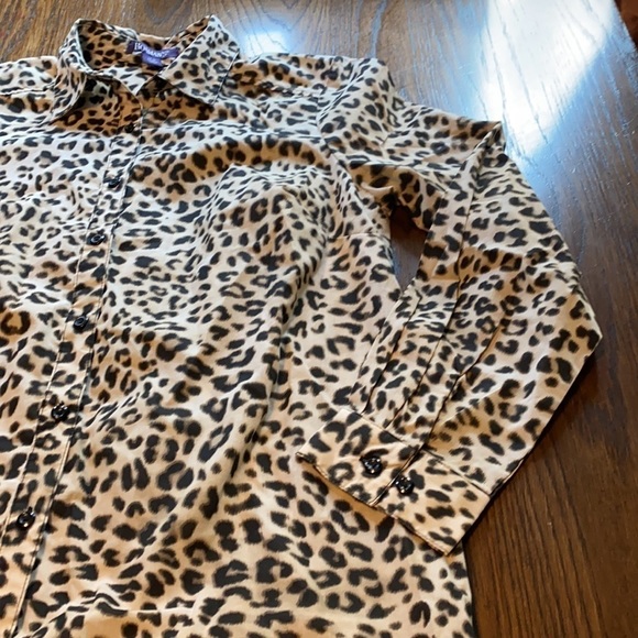 5/$25 Roamans animal print button down size 12W - Picture 4 of 9